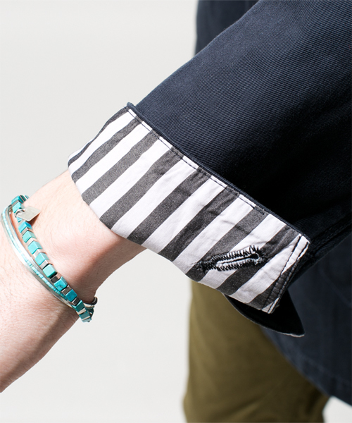 NANO universe（ナノユニバース）の「COOL MAX ツイルショップコート（その他アウター・メンズ・ベージュ/オリーブ/ブルー/ネイビー/マスタード・LARGE/MEDIUM/SMALL）」の6枚目の写真