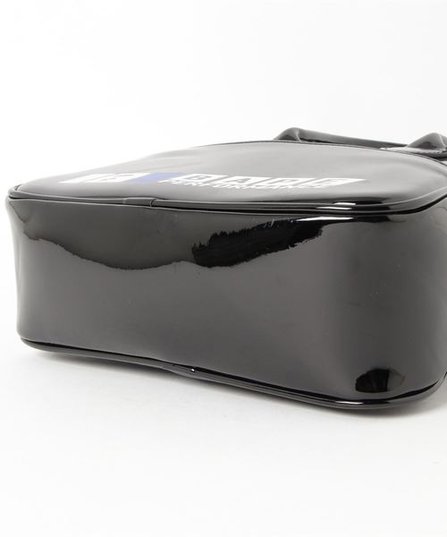 A BATHING APE（アベイシングエイプ）の「BAPE ENAMEL SHOULDER BAG L  