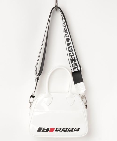 A BATHING APE（アベイシングエイプ）の「BAPE ENAMEL SHOULDER BAG L  