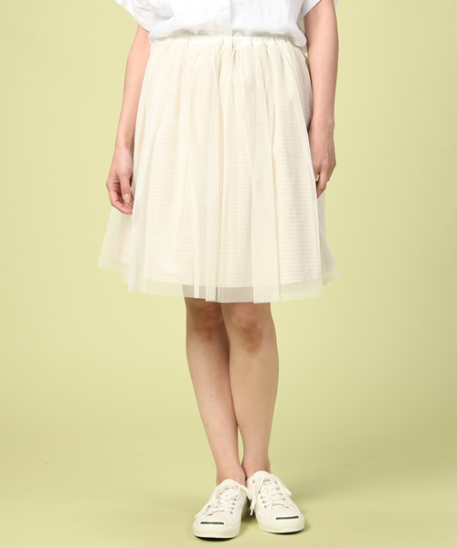 green label relaxing（グリーンレーベルリラクシング）の「[WEB限定]MIELLE（ミエル） BOR チュールスカート ◆（スカート・レディース・ベージュ/ネイビー・FREE）」の15枚目の写真