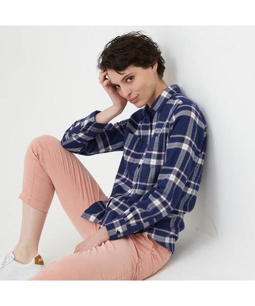 AIGLE（エーグル）の「フランネル 長袖チェックシャツ（シャツ/ブラウス・レディース・オフホワイト/オレンジ/ネイビー・36/38/40）」の3枚目の写真