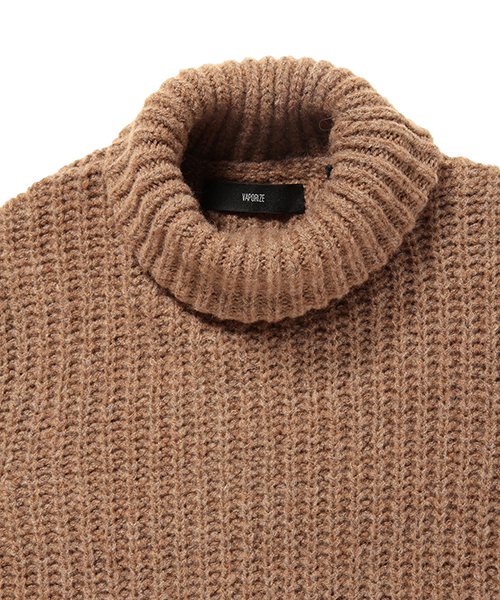 BEAMS（ビームス）の「VAPORIZE / タートルネック ニット（ニット/セーター・メンズ・キャメル/杢グレー・LARGE/MEDIUM/SMALL）」の9枚目の写真