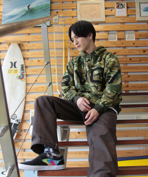 RVCA（ルーカ）の「【限定】AJ042-018 プルオーバーパーカー（パーカー