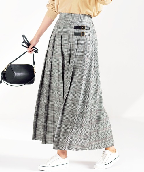 GeeRA(ジーラ)の「合皮ベルトデザインプリーツスカート(スカート・レディース・ブラウン/ブラック/チェック/ネイビー/ベージュ・XX-LARGE/MEDIUM/X-LARGE/LARGE)」の2枚目の写真