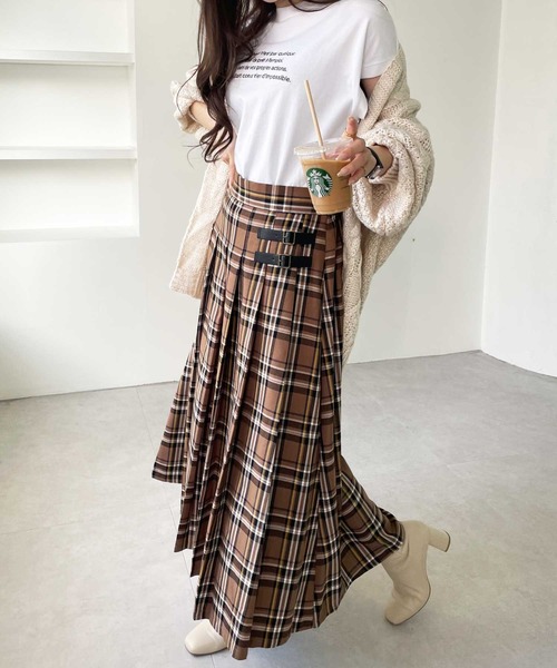 GeeRA(ジーラ)の「合皮ベルトデザインプリーツスカート(スカート・レディース・ブラウン/ブラック/チェック/ネイビー/ベージュ・XX-LARGE/MEDIUM/X-LARGE/LARGE)」の15枚目の写真