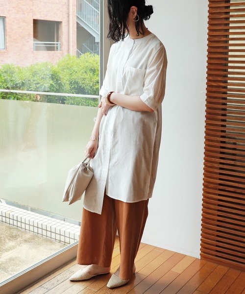 andme（アンドミー）の「シアー半袖アシンメトリーシャツワンピース（シャツワンピース・レディース・オフホワイト/ライトベージュ/ピンク/ブルー・M）」の6枚目の写真