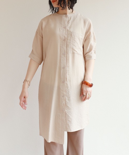 andme（アンドミー）の「シアー半袖アシンメトリーシャツワンピース（シャツワンピース・レディース・オフホワイト/ライトベージュ/ピンク/ブルー・M）」の10枚目の写真