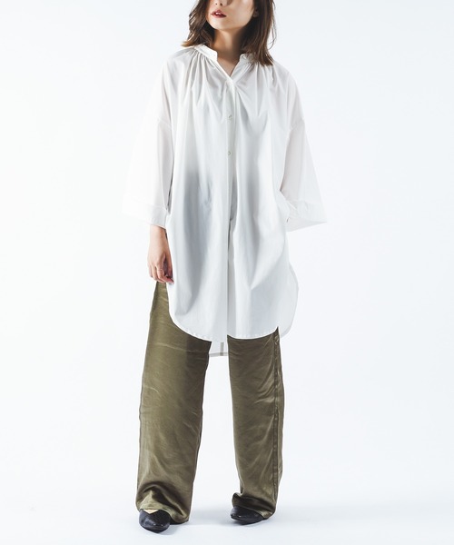 Ambre Neige(アンブルネージュ)の「ポンチョ風シャツ/ドルマンシャツ/【WEB/EC限定商品】(シャツ/ブラウス・レディース・オフホワイト/グレー系その他・FREE)」の5枚目の写真