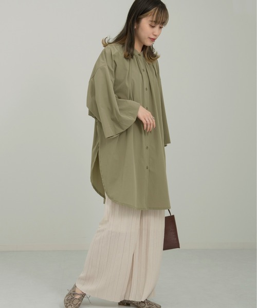 Ambre Neige(アンブルネージュ)の「ポンチョ風シャツ/ドルマンシャツ/【WEB/EC限定商品】(シャツ/ブラウス・レディース・オフホワイト/グレー系その他・FREE)」の8枚目の写真