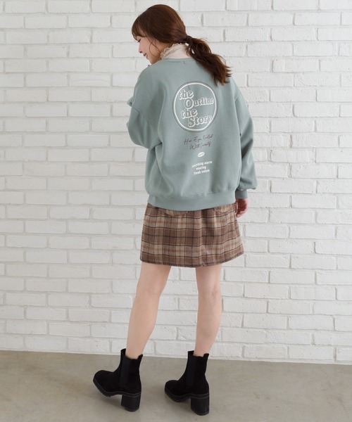 SpRay(スプレイ)の「裏起毛BACKサークルロゴプルオーバー(Tシャツ/カットソー・レディース・チャコールグレー/グレイッシュベージュ/ライトグリーン/ブルー・FREE)」の3枚目の写真