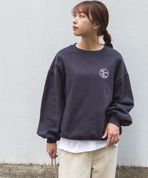 SpRay(スプレイ)の「裏起毛BACKサークルロゴプルオーバー(Tシャツ/カットソー・レディース・チャコールグレー/グレイッシュベージュ/ライトグリーン/ブルー・FREE)」の9枚目の写真