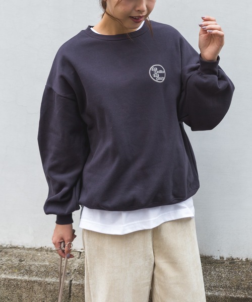 SpRay(スプレイ)の「裏起毛BACKサークルロゴプルオーバー(Tシャツ/カットソー・レディース・チャコールグレー/グレイッシュベージュ/ライトグリーン/ブルー・FREE)」の12枚目の写真