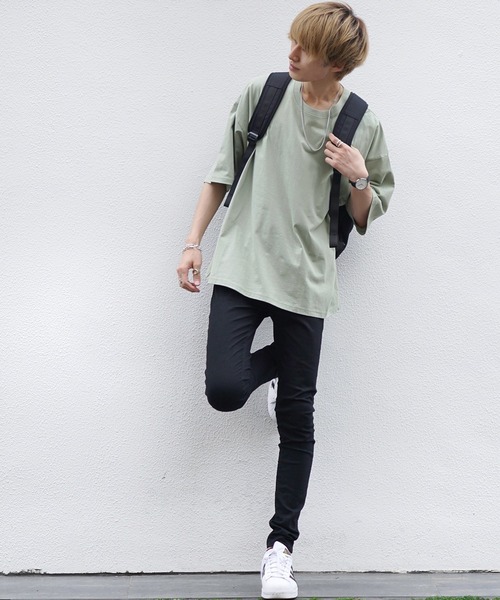 act'm（アクトム）の「バックネック　ブランドロゴ刺繍　オーバーサイズTシャツ（Tシャツ/カットソー・メンズ・ホワイト/スカイブルー/ブラック/ブラウン/ライム/モカ/ワイン・S/M/L）」の17枚目の写真