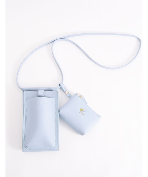 POU DOU DOU（プードゥドゥ）の「チャームポーチ付きスクエアポシェット（ショルダーバッグ・レディース・ライトブルー/ブラック/グレー系その他・8）」の6枚目の写真