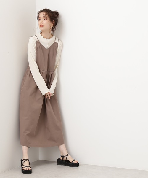 N.（N. Natural Beauty Basic）（エヌエヌナチュラルビューティーベーシック）の「Vネックキャミソールワンピース（ワンピース・レディース・ブルー/ブラック/ベージュ・MEDIUM）」の17枚目の写真