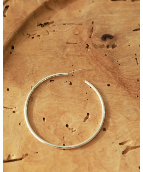 TODAYFUL（トゥデイフル）の「ティンフープピアス（ピアス（両耳用）・レディース・シルバー/ゴールド・FREE）」の4枚目の写真