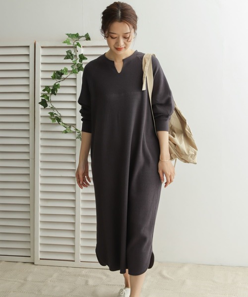 URBAN RESEARCH DOORS(アーバンリサーチドアーズ)の「ハニカム切替カットワンピース(ワンピース・レディース・チャコールグレー/ベージュ/ナチュラル・ONE)」の2枚目の写真