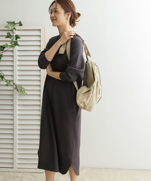 URBAN RESEARCH DOORS(アーバンリサーチドアーズ)の「ハニカム切替カットワンピース(ワンピース・レディース・チャコールグレー/ベージュ/ナチュラル・ONE)」の8枚目の写真