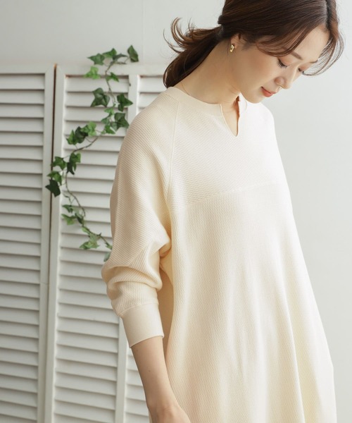 URBAN RESEARCH DOORS(アーバンリサーチドアーズ)の「ハニカム切替カットワンピース(ワンピース・レディース・チャコールグレー/ベージュ/ナチュラル・ONE)」の20枚目の写真