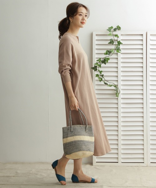 URBAN RESEARCH DOORS(アーバンリサーチドアーズ)の「ハニカム切替カットワンピース(ワンピース・レディース・チャコールグレー/ベージュ/ナチュラル・ONE)」の10枚目の写真