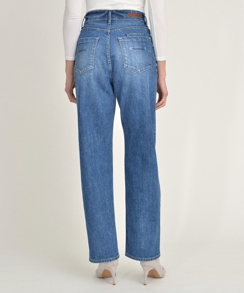 YANUK（ヤヌーク）の「【YANUK/ヤヌーク】ボーイズストレートデニムパンツ LEA (レア)（デニムパンツ・レディース・ブルー・26inch/25inch/22inch/24inch/27inch/23inch/21inch）」の3枚目の写真