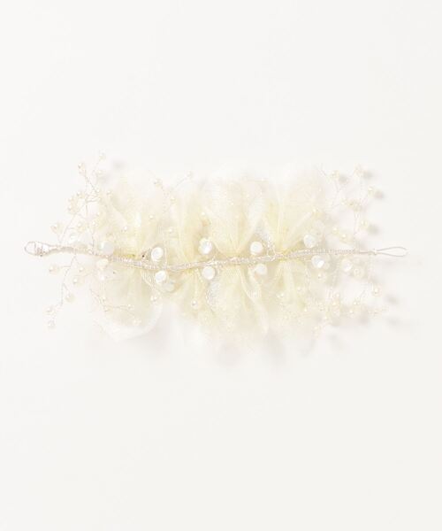 Catherine Cottage（キャサリンコテージ）の「チュールフラワーヘッドドレス（その他ヘアアクセサリー・キッズ・ホワイト系・FREE）」の3枚目の写真