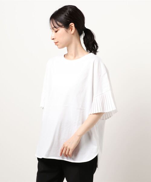 AMERICAN HOLIC(アメリカンホリック)の「異素材プリーツ袖カットプルオーバー *(Tシャツ/カットソー・レディース・ダークネイビー/オフホワイト・M/L)」の1枚目の写真