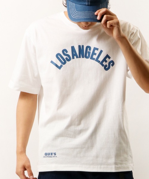 FUNALIVE（ファンアライブ）の「Que USAコットン天竺プリントＴ（Tシャツ/カットソー・メンズ・ピンク系その他2/イエロー系その他/ピンク系その他/ネイビー/パープル系その他2/オレンジ系その他2/ホワイト系その他2/パープル系その他3/その他2/サックスブルー/オレンジ系その他/グレー系その他3/その他/ラベンダー/その他4/ピンク系その他3/ホワイト系その他6/グレー系その他2/その他1/ピンク/ブラック系その他3/サーモンピンク/ターコイズブルー/ブラック/ホワイト系その他3/ゴールド/ゴールド系その他/イエロー/ブルー系その他7/ブルー系その他6/パープル系その他/クリーム/ブラック系その他/ブルー系その他4/ベージュ系その他/その他3/グレー系その他/ブラック系その他5/ブルー系その他/ブルー系その他5/グレー/ホワイト系その他4/イエロー系その他2/ピンク系その他4/ブラック系その他2/ホワイト系その他5/ブルー/ブルー系その他3/ブラック系その他4/ホワイト/オレンジ/ブルー系その他2/ゴールド系その他2/ホワイト系その他・XL/L/M）」の7枚目の写真