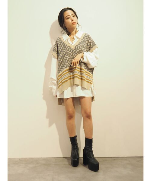 EVRIS（エヴリス）の「ジャガードニットベスト（ニット/セーター・レディース・ブラック/ベージュ・FREE）」の6枚目の写真