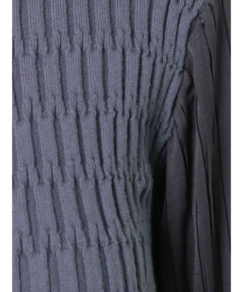 LAGUNAMOON（ラグナムーン）の「プリーツスリーブニットプルオーバー（ニット/セーター・レディース・ブラック/ベージュ/ブルー・FREE）」の12枚目の写真