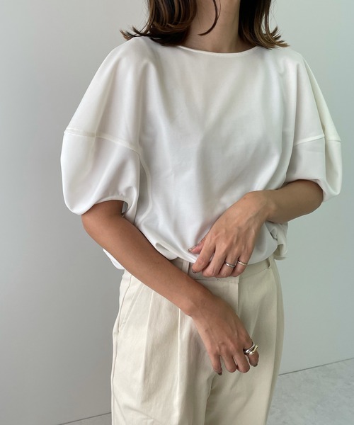 【新品未使用】yori バルーンハーフスリーブカットソー　ホワイト 新品 yori バルーンハーフスリーブカットソー ホワイト