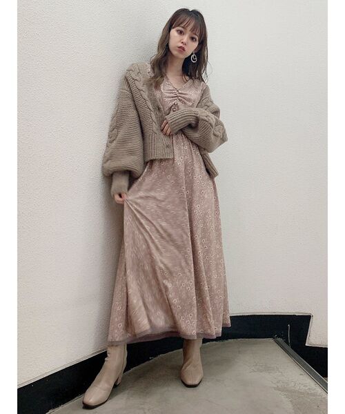 dazzlin（ダズリン）の「ケーブルラインショートカーディガン（カーディガン/ボレロ・レディース・アイボリー/モカ・FREE）」の3枚目の写真