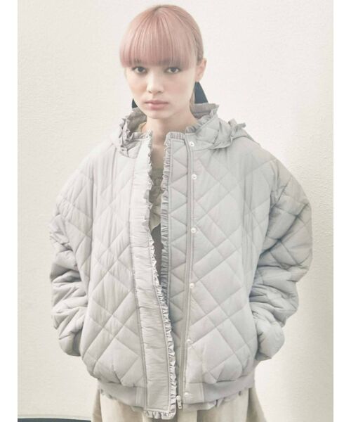 merry jenny(メリージェニー)の「ナイロンフリルキルティングジャケット(その他アウター・レディース・アイボリー/ブラック/ライトブルー・FREE)」の9枚目の写真