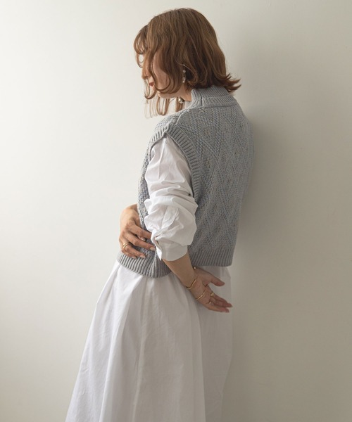 rectangle(レクタングル)の「ジオメ柄ニットベスト(ベスト・レディース・グレー/オレンジ・FREE)」の11枚目の写真