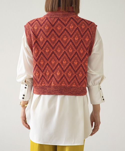 rectangle(レクタングル)の「ジオメ柄ニットベスト(ベスト・レディース・グレー/オレンジ・FREE)」の14枚目の写真