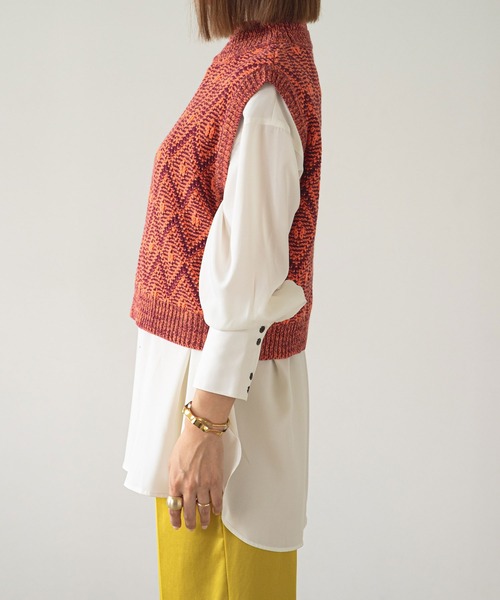 rectangle(レクタングル)の「ジオメ柄ニットベスト(ベスト・レディース・グレー/オレンジ・FREE)」の16枚目の写真