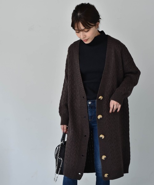 Cheri(シェリ)の「ざっくり編みケーブルニットロングカーディガン(カーディガン/ボレロ・レディース・ブラック/ブラウン/ベージュ・FREE)」の10枚目の写真