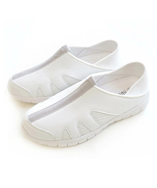 AmiAmi（アミアミ）の「かかとが踏める2WAY！ナースシューズ/ナーススニーカー/スリッポン（スリッポン・レディース・ホワイト×ブルー/ホワイト×グレー/ホワイト/ブラック・M/L/3L/S/LL）」の20枚目の写真