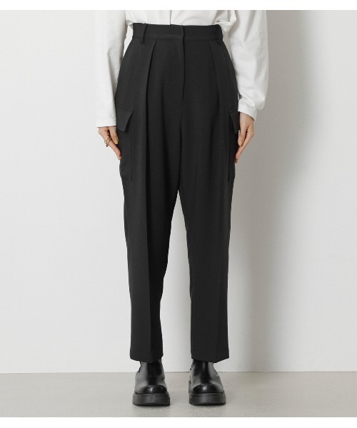 crie conforto（クリーコンフォルト）の「センタープレスカーゴパンツ（カーゴパンツ・レディース・ブラック/ダークグリーン/アイボリー・SMALL/MEDIUM/LARGE）」の4枚目の写真