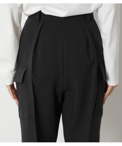 crie conforto（クリーコンフォルト）の「センタープレスカーゴパンツ（カーゴパンツ・レディース・ブラック/ダークグリーン/アイボリー・SMALL/MEDIUM/LARGE）」の7枚目の写真