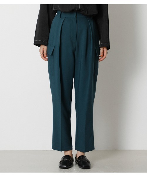 crie conforto（クリーコンフォルト）の「センタープレスカーゴパンツ（カーゴパンツ・レディース・ブラック/ダークグリーン/アイボリー・SMALL/MEDIUM/LARGE）」の5枚目の写真