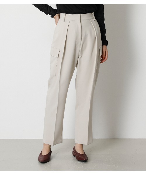 crie conforto（クリーコンフォルト）の「センタープレスカーゴパンツ（カーゴパンツ・レディース・ブラック/ダークグリーン/アイボリー・SMALL/MEDIUM/LARGE）」の12枚目の写真