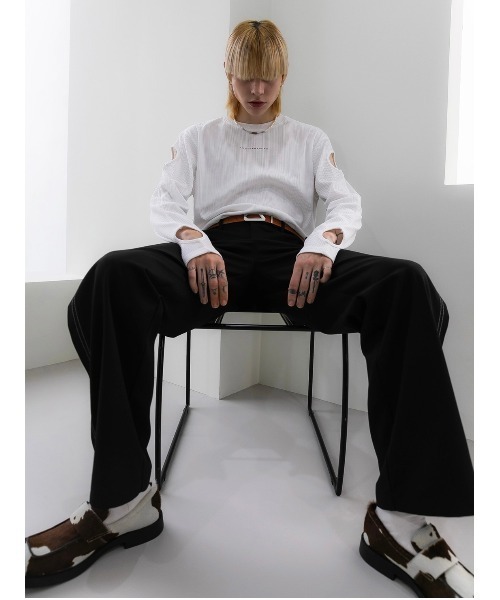 ANOTHERYOUTH（アナザーユース）の「【ANOTHERYOUTH/アナザーユース】cut-out long sleeve/長袖 ロンT（Tシャツ/カットソー・メンズ・ホワイト/ブラック・ONE SIZE）」の10枚目の写真