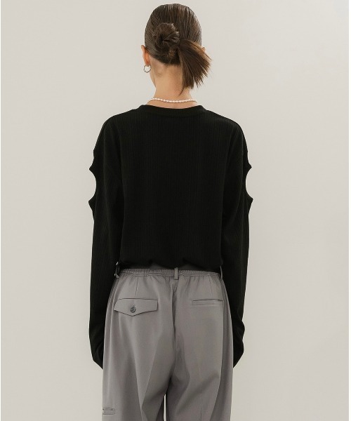 ANOTHERYOUTH（アナザーユース）の「【ANOTHERYOUTH/アナザーユース】cut-out long sleeve/長袖 ロンT（Tシャツ/カットソー・メンズ・ホワイト/ブラック・ONE SIZE）」の4枚目の写真