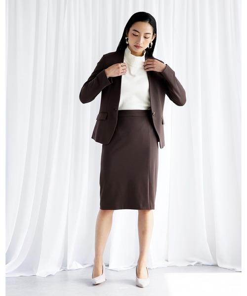 WHITE JOOLA(ホワイトジョーラ)の「【SOFT THERMO 発熱・保温・ソフトタッチ!シワになりにくい♪冬のスーツはコレ♪】サーモカルゼジャージ・2wayストレッチタイトスカート(裏付き)(スカート・レディース・ブラウン/カーキ/ネイビー・61/64/67)」の5枚目の写真