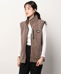 UGG@mos シリコンパッチ ボアベスト / アグ シリコンパッチ ボアベスト