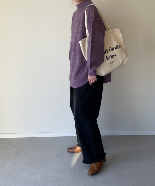 y/m by misato（イムバイミサト）の「ミックスヤーンレイヤードトップス（ニット/セーター・レディース・パープル/ブラウン/グレイッシュベージュ・FREE）」の11枚目の写真