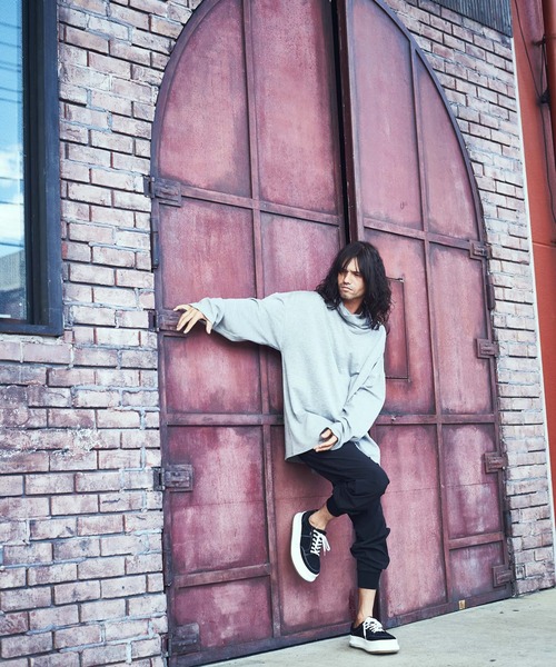 glamb(グラム)の「Nylon Jogger Pants / ナイロンジョガーパンツ(その他パンツ・メンズ・カーキ/ブラック・S/M/L)」の7枚目の写真