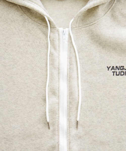 Chaco closet(チャコ クローゼット)の「ワンポイントロゴBIGパーカー(パーカー・レディース・グレー/ライトグレー・FREE)」の13枚目の写真