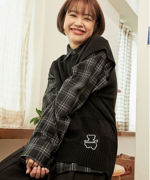 AQO STUDIO SPACE(アコスタジオスペース)の「【AQO STUDIO SPACE × BLONDNINE】AQO X BLDN BEAR KNIT VEST / アコスタジオスペース×ブロンドナイン コラボ ベアー ニットベスト(ベスト・レディース・ブラック/アイボリー・FREE)」の2枚目の写真